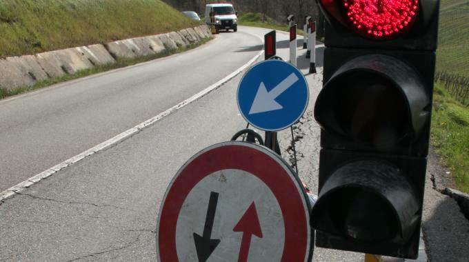 Istituzione del senso unico alternato sulla S.R.82 ''Della Valle del Liri'', dal km 30+000 al km 30+200 ...  a partire dalle ore 7:00 del giorno 21/07/2025 fino alle ore 18:00 del giorno 25/07/2025